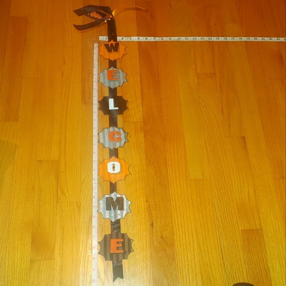 Metal Hanging Halloween Welcome Sign